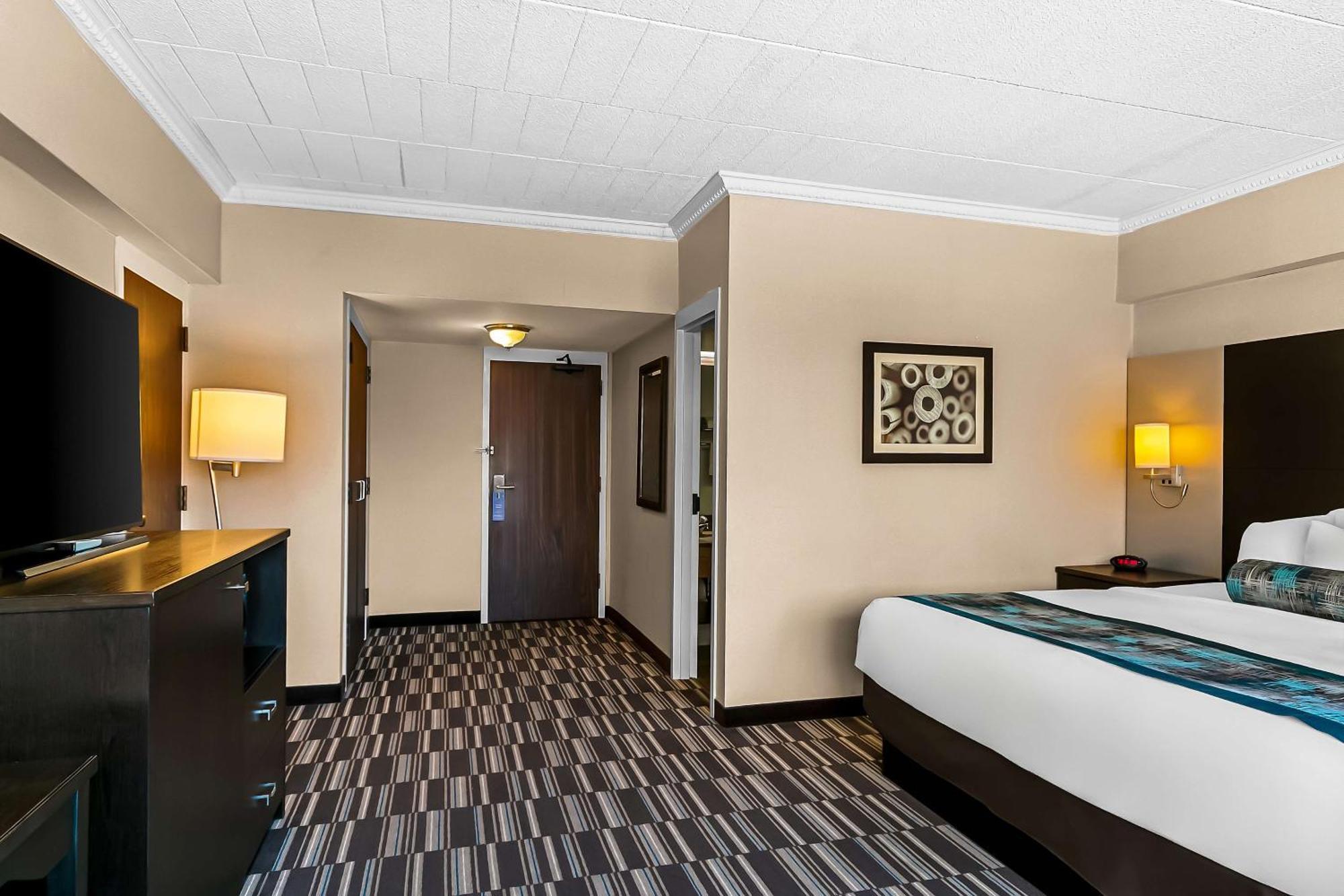Best Western Downtown Sudbury Exterior photo
